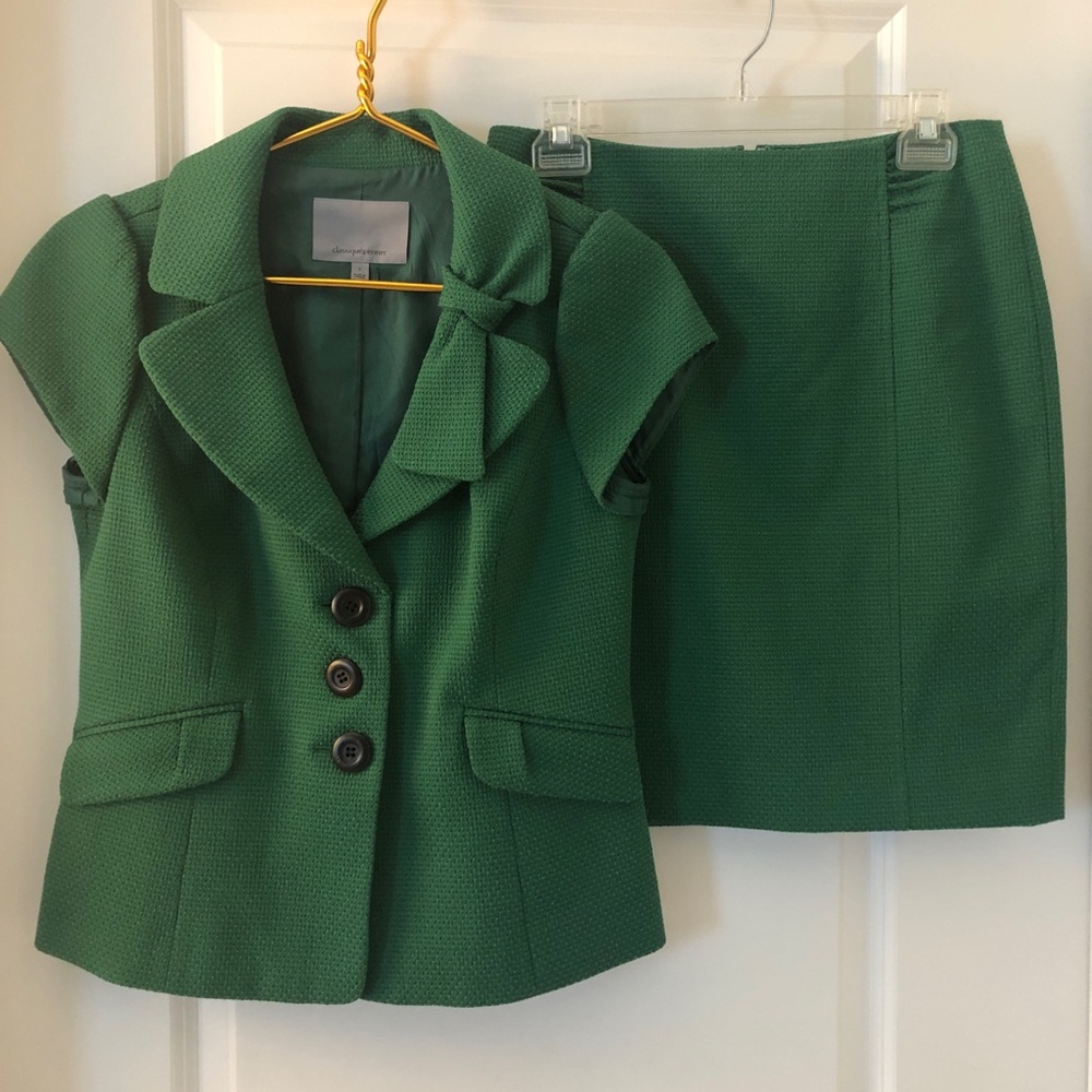 Classiques Entier 2 piece suit.  Size S jacket & size 4 skirt.